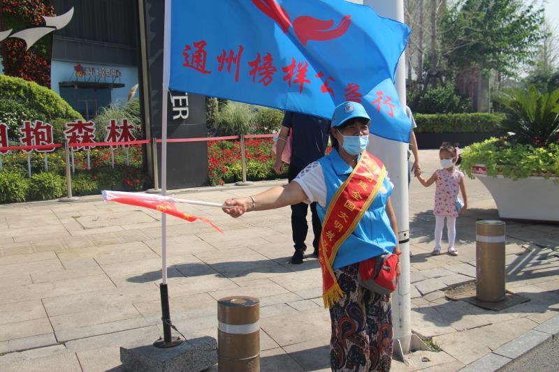 <strong>美女啪啪免费网站</strong>